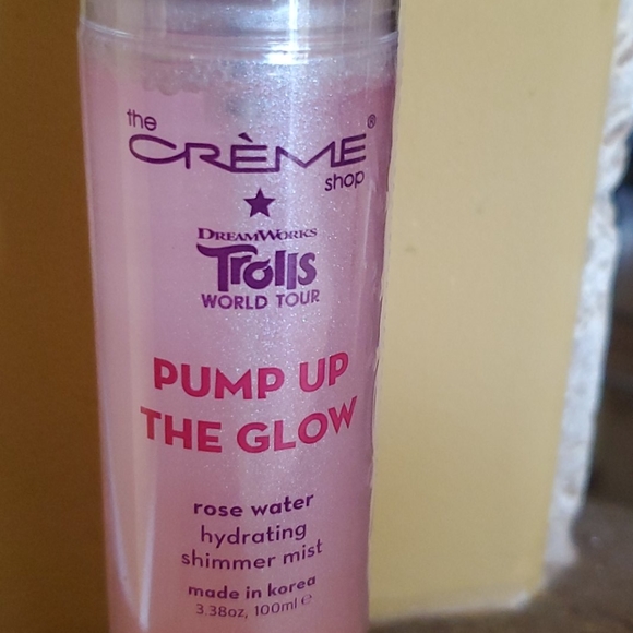 🦄 Creme Shop Shimmer Rose Water spray - Picture 3 of 4